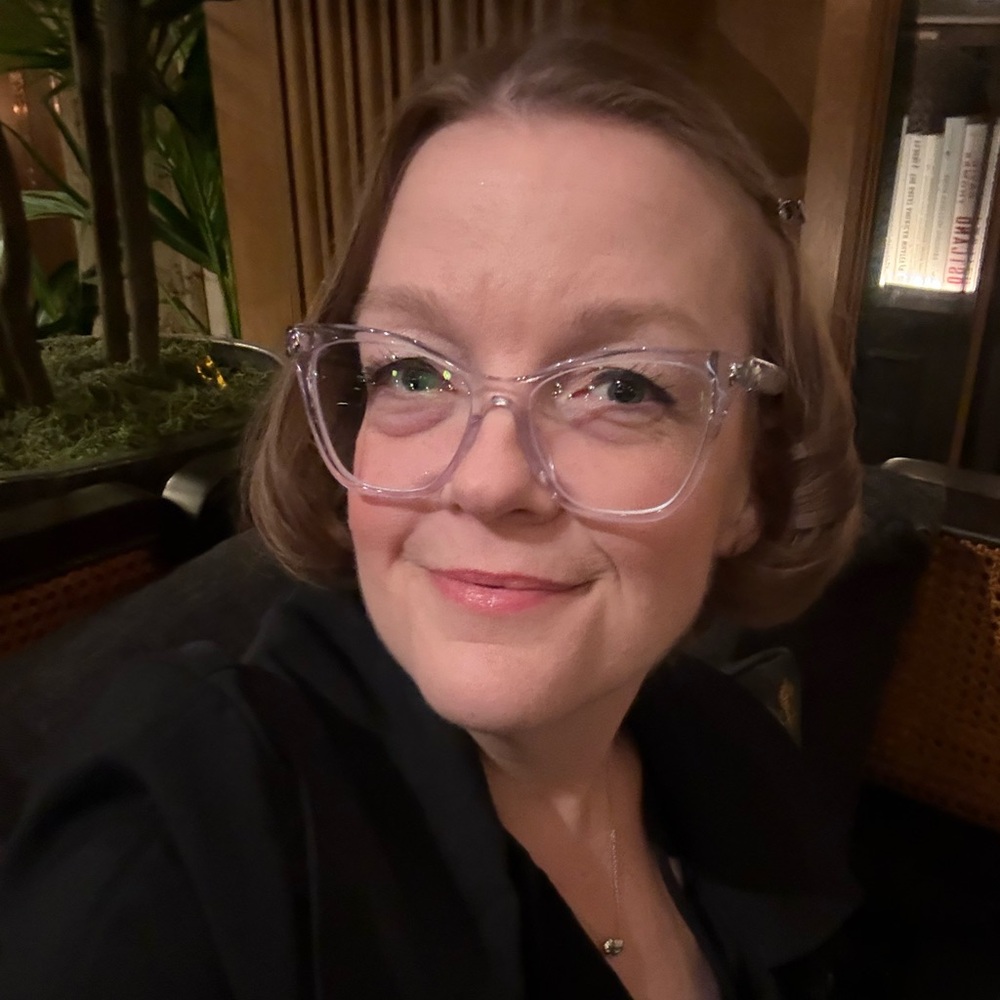 Meet your Posher, C. Nicki Krom